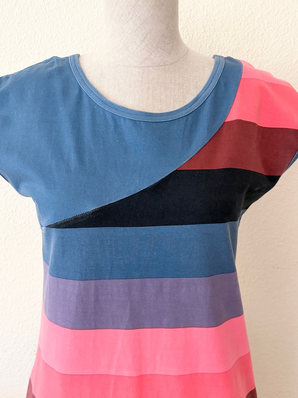 Marc by Marc Jacobs Colorblock Stripe Dress Size L Pink Blue Pocket Drawstring - Picture 5 of 7